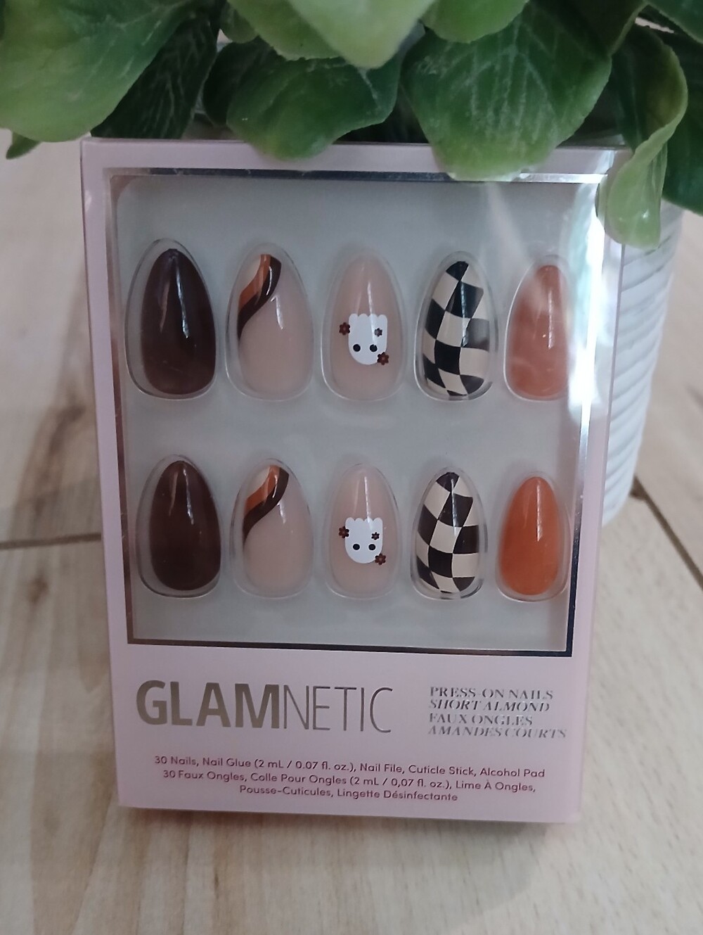 NWT Glamnetic Press On Nails Short Almond In Fall Boo 🍁 Just Around The Corner